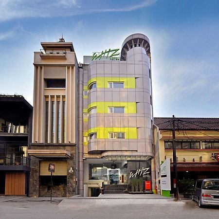 Whiz Hotel Falatehan Jacarta Exterior foto