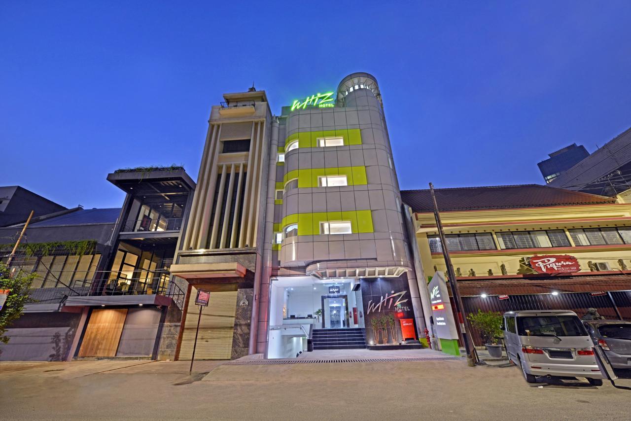 Whiz Hotel Falatehan Jacarta Exterior foto
